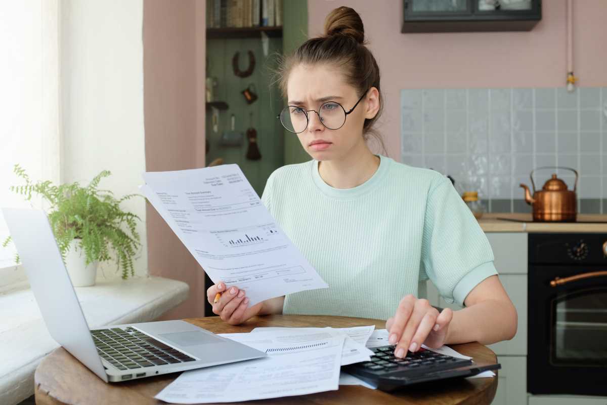 Spotting and Avoiding Hidden Fees in Everyday Transactions